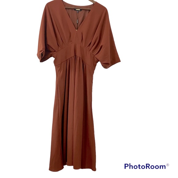 NWT Alexia Admor August Brown Drape Fit N Flare Midi Dress - 10 - Picture 2 of 12